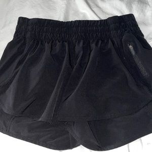 Lulu Lemon Tracker Shorts